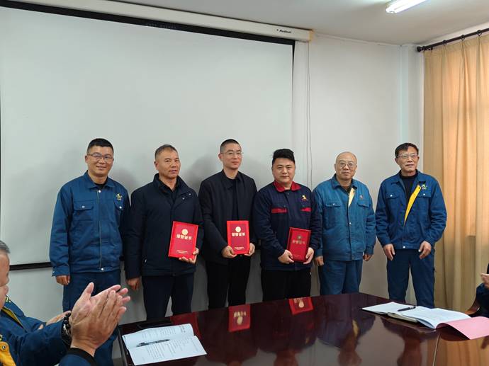 第一事業(yè)部冶化協(xié)力項目部獲銅冠冶化公司“強化意識，防控風險”...